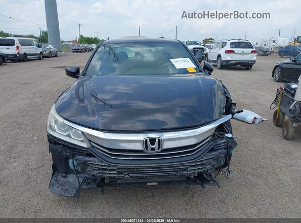 1HGCR2F58HA032669 2017 HONDA ACCORD Черный Вид задней части салона