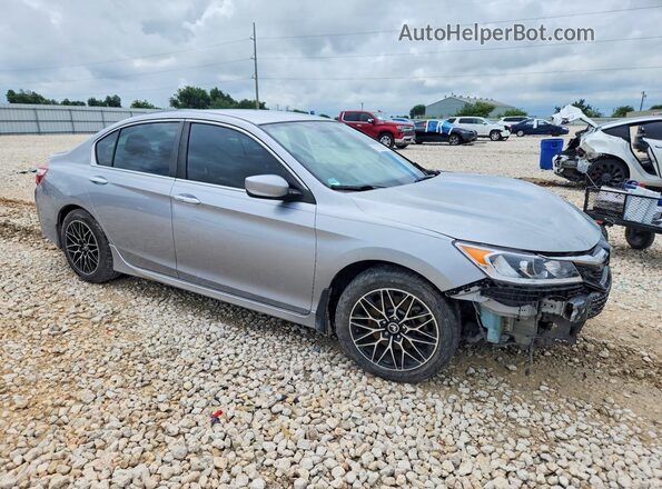 1HGCR2F58HA083041 2017 HONDA ACCORD Silver Przód prawy
