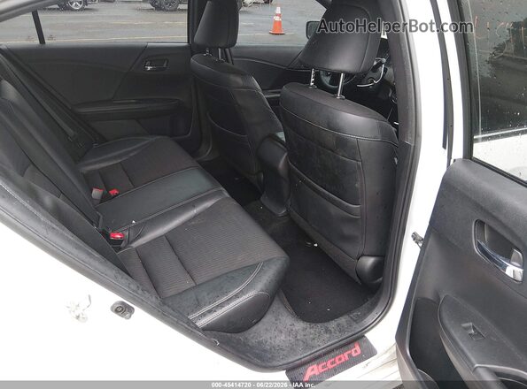 1HGCR2F59GA181879 2016 HONDA ACCORD White Widok naklejki z numerem VIN