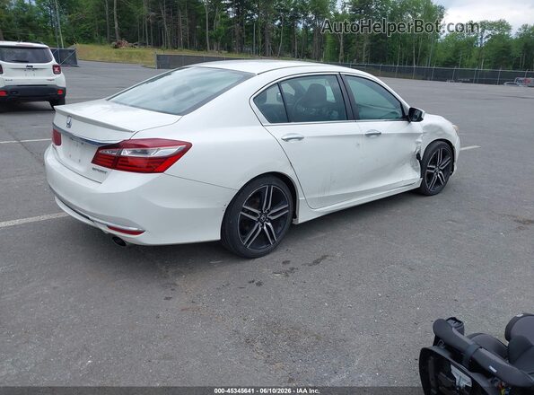 1HGCR2F5XHA049537 2017 HONDA ACCORD White Задня права чверть