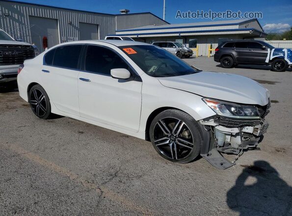 1HGCR2F5XHA300041 2017 HONDA ACCORD White 