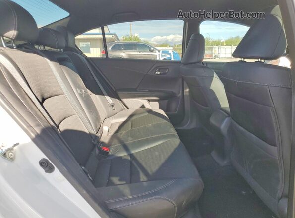1HGCR2F5XHA300041 2017 HONDA ACCORD White 