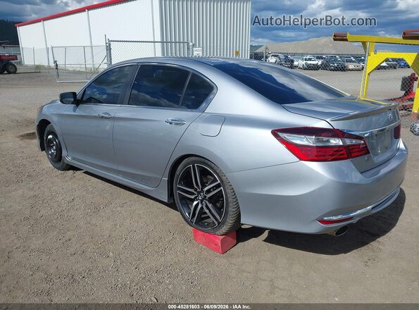 1HGCR2F64HA066939 2017 HONDA ACCORD Silver Trasero izquierdo