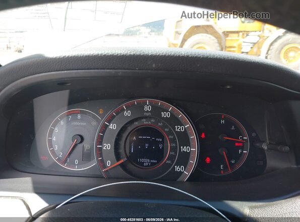 1HGCR2F64HA066939 2017 HONDA ACCORD Silver Vista de los asientos traseros