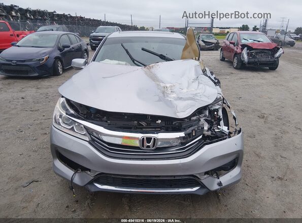 1HGCR2F72GA229983 2016 HONDA ACCORD Серебряный Вид задней части салона