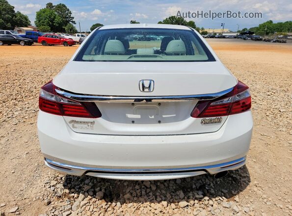 1HGCR2F74HA151658 2017 HONDA ACCORD White უკანა ხედი
