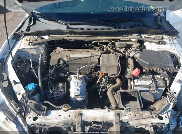 1HGCR2F78GA008694 2016 HONDA ACCORD White Вид ззаду