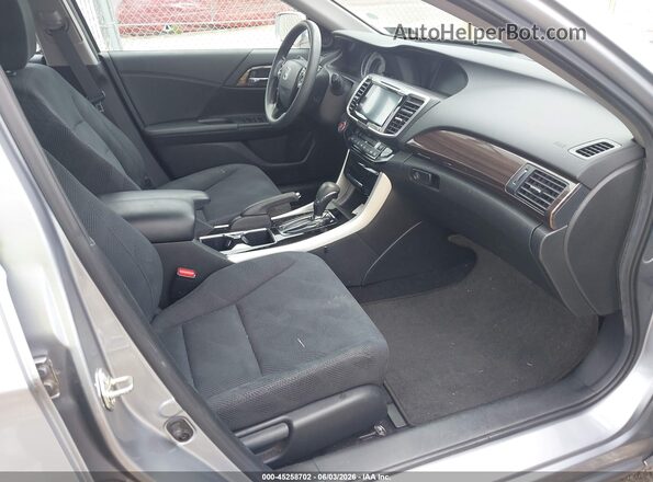 1HGCR2F7XGA168253 2016 HONDA ACCORD Silver 