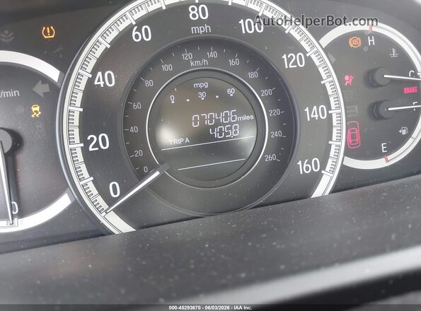 1HGCR2F80GA004048 2016 HONDA ACCORD Gold Widok tylnych siedzeń