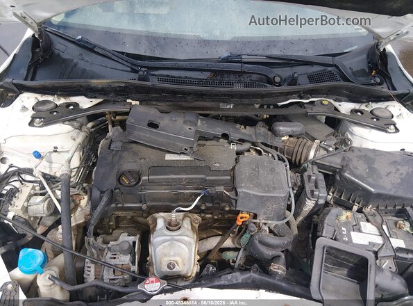 1HGCR2F80GA147307 2016 HONDA ACCORD Белый Вид сзади
