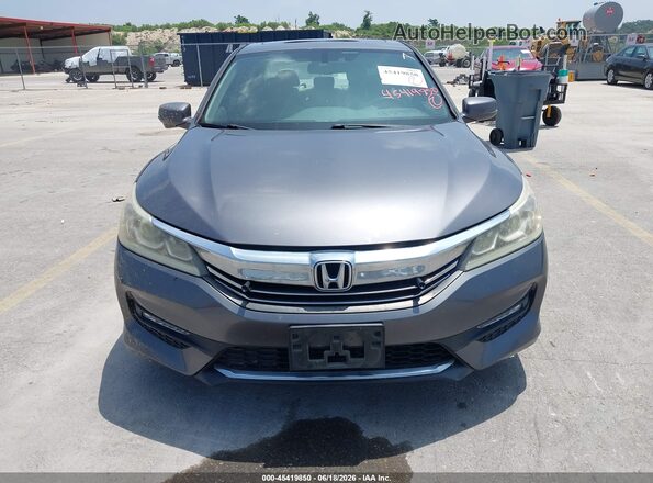 1HGCR2F83HA092725 2017 HONDA ACCORD Silver Front view