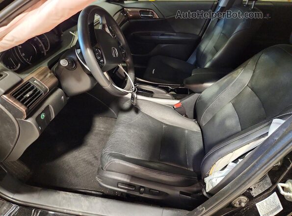 1HGCR2F83HA229727 2017 HONDA ACCORD Черный Вид салона спереди
