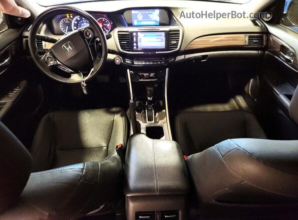 1HGCR2F83HA229727 2017 HONDA ACCORD Черный Вид панели приборов