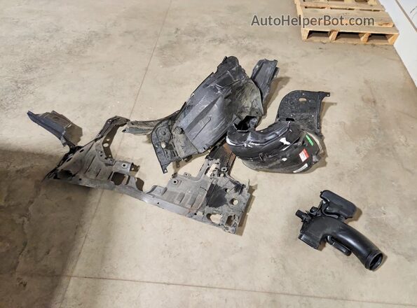 1HGCR2F83HA229727 2017 HONDA ACCORD Черный Вид подкапотного пространства