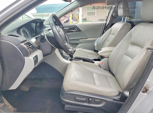 1HGCR2F87HA250144 2017 HONDA ACCORD Silver Սալոնի դիմացի տեսք