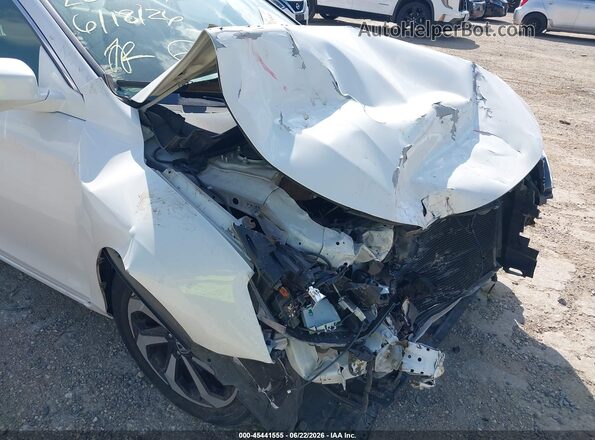 1HGCR2F9XGA235077 2016 HONDA ACCORD White Դիմացի տեսք