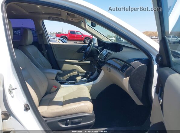 1HGCR3F03GA010958 2016 HONDA ACCORD Белый Вид салона спереди