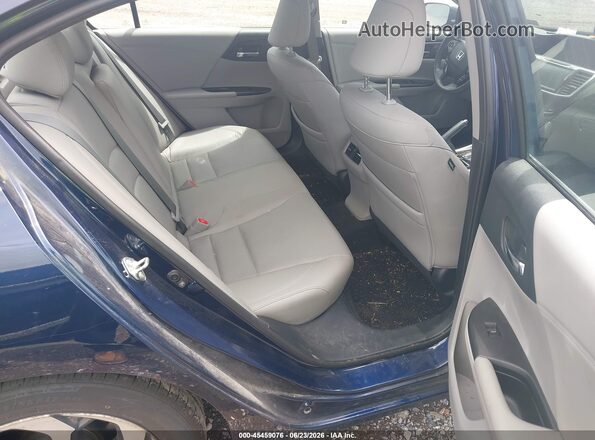 1HGCR3F07HA043852 2017 HONDA ACCORD Blue Widok naklejki z numerem VIN