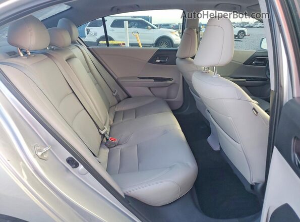 1HGCR3F83HA010045 2017 HONDA ACCORD Silver Հետևի նստատեղերի տեսք