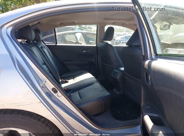 1HGCR3F84HA044799 2017 HONDA ACCORD Silver VIN կոդի պիտակի տեսք