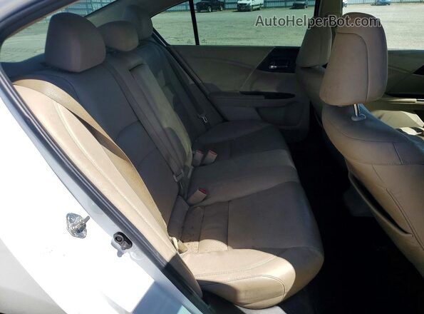 1HGCR3F87GA001346 2016 HONDA ACCORD White Հետևի նստատեղերի տեսք