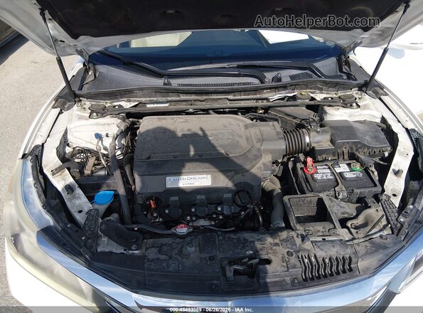 1HGCR3F87GA019538 2016 HONDA ACCORD White Հետևի տեսք