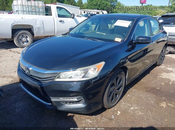 1HGCR3F88HA003253 2017 HONDA ACCORD Black Vista tres cuartos delantera izquierda