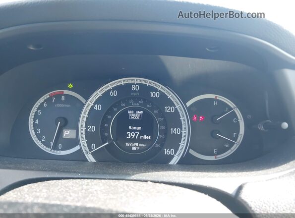 1HGCR3F90HA005443 2017 HONDA ACCORD Black Vista de los asientos traseros