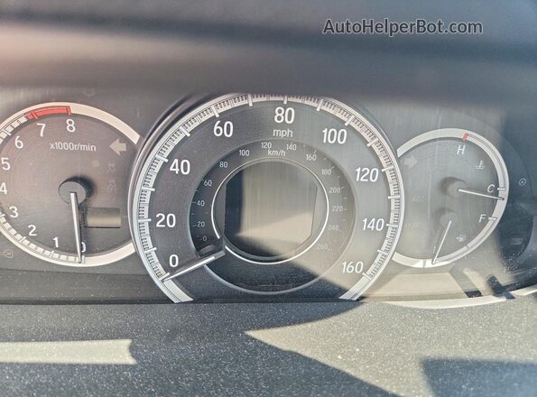 1HGCR3F97HA025558 2017 HONDA ACCORD White Սարքավորումների վահանակի տեսք