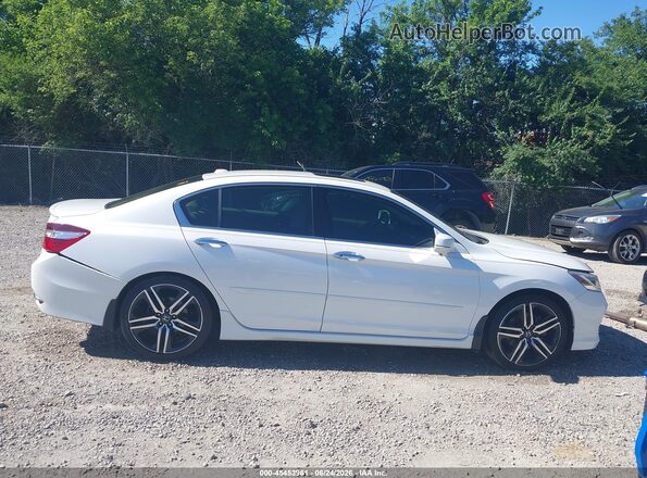 1HGCR3F9XGA017503 2016 HONDA ACCORD White Widok wnętrza z tyłu