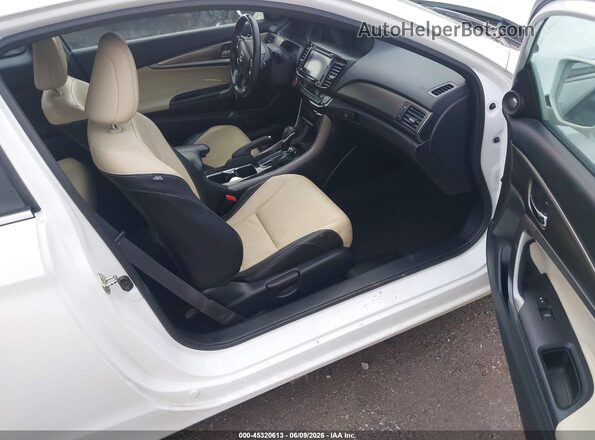 1HGCT1B83HA000918 2017 HONDA ACCORD White Widok wnętrza z przodu