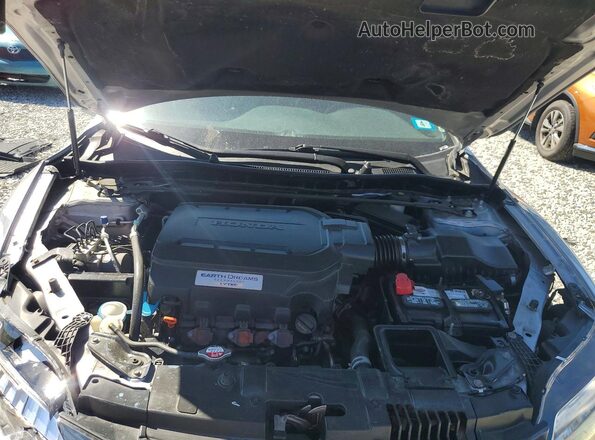 1HGCT2B01GA006411 2016 HONDA ACCORD Silver Սալոնի հետևի տեսք