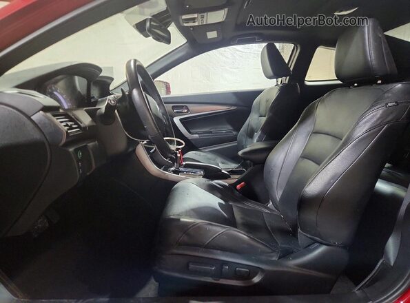1HGCT2B9XHA000560 2017 HONDA ACCORD Красный 