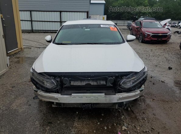 1HGCV1F13JA213560 2018 HONDA ACCORD White VIN կոդի պիտակի տեսք