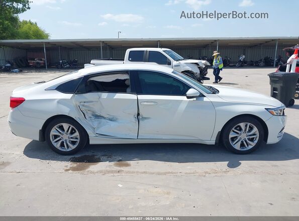 1HGCV1F15KA073349 2019 HONDA ACCORD Белый Вид задней части салона
