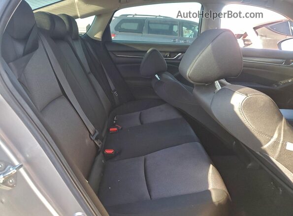 1HGCV1F15KA078678 2019 HONDA ACCORD Серебряный Вид задних сидений
