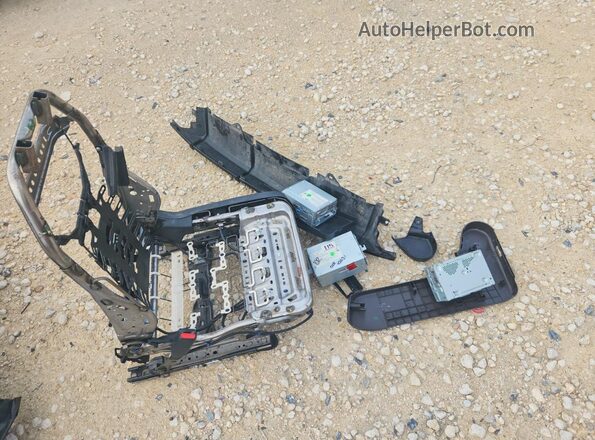 1HGCV1F15KA114434 2019 HONDA ACCORD Red Engine compartment view