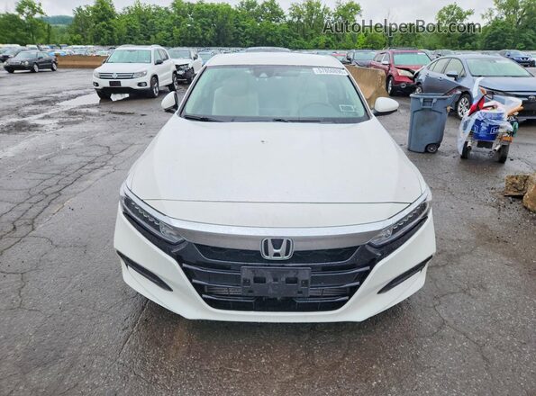 1HGCV1F18KA085687 2019 HONDA ACCORD White Widok z przodu
