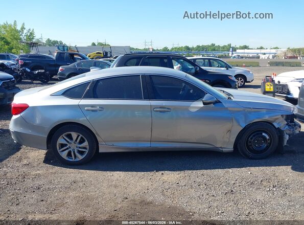 1HGCV1F19JA079377 2018 HONDA ACCORD Silver Widok wnętrza z tyłu