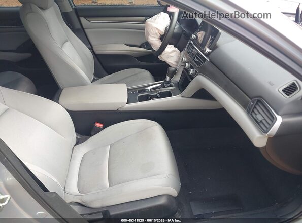 1HGCV1F1XJA202796 2018 HONDA ACCORD Silver Вид салону спереду