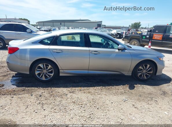 1HGCV1F1XJA264666 2018 HONDA ACCORD Pewter Widok wnętrza z tyłu
