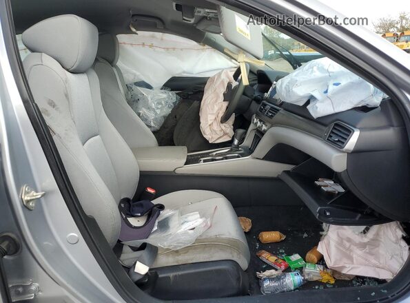 1HGCV1F1XKA156775 2019 HONDA ACCORD Silver Vista interior delantera