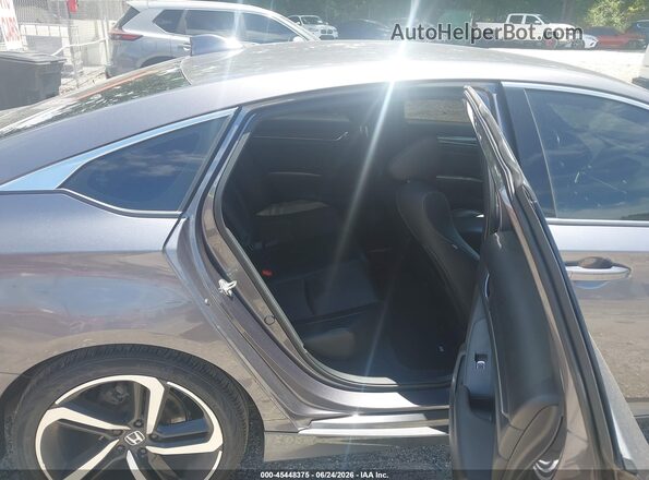 1HGCV1F30JA010949 2018 HONDA ACCORD Gray Widok naklejki z numerem VIN
