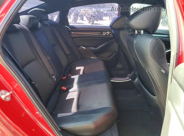 1HGCV1F30KA000679 2019 HONDA ACCORD Red Widok tylnych siedzeń