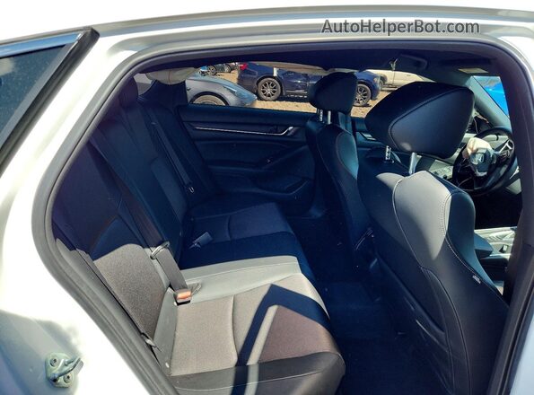1HGCV1F30NA116727 2022 HONDA ACCORD White Вид задніх сидінь