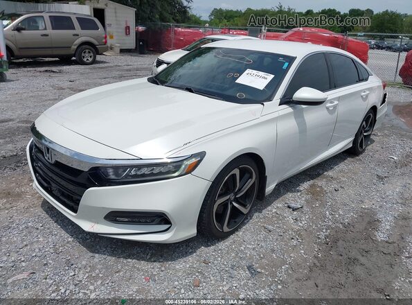 1HGCV1F31JA202011 2018 HONDA ACCORD White 