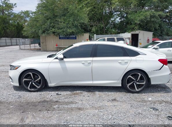 1HGCV1F31JA202011 2018 HONDA ACCORD White 