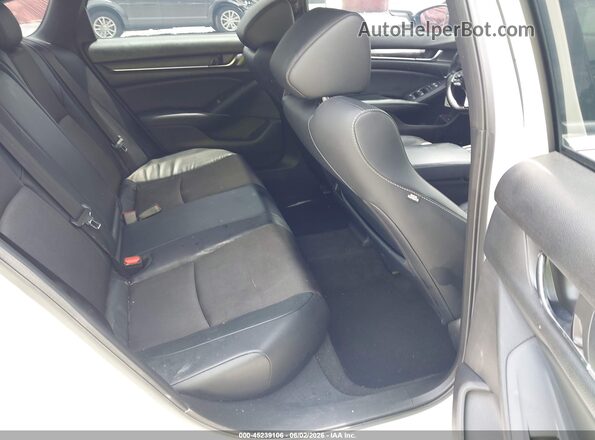 1HGCV1F31JA202011 2018 HONDA ACCORD White 