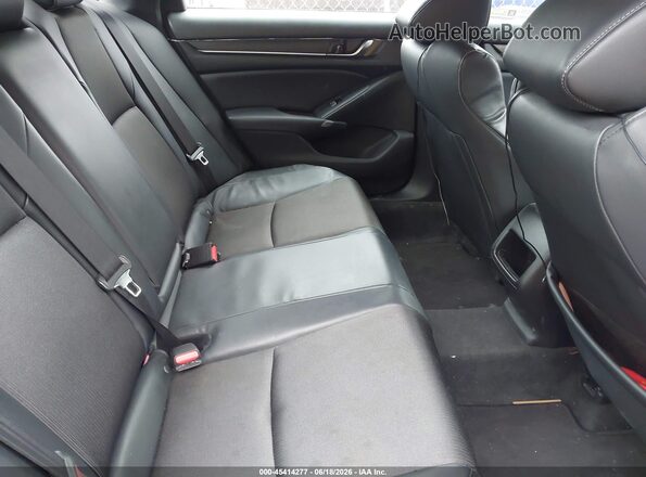 1HGCV1F31JA215440 2018 HONDA ACCORD Red VIN կոդի պիտակի տեսք