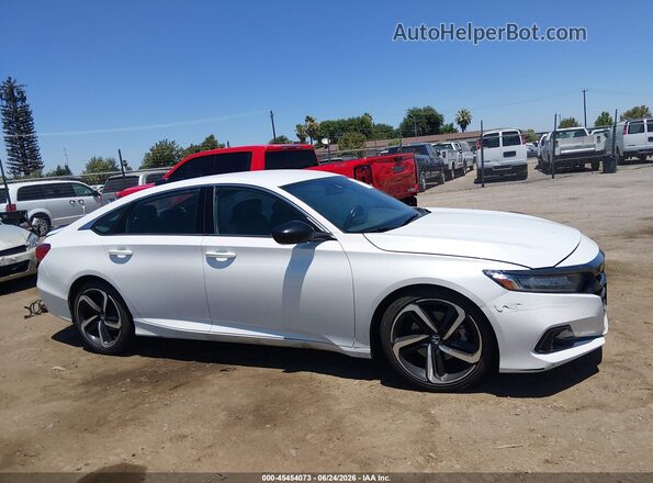 1HGCV1F31NA044503 2022 HONDA ACCORD White Вид задньої частини салону
